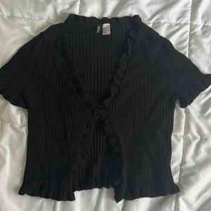 Cropped ribbed cardi